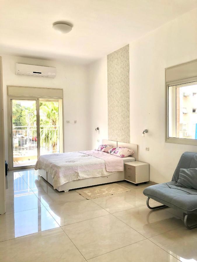 Bat Galim - Luxury Apartment By The Sea Хайфа Екстериор снимка