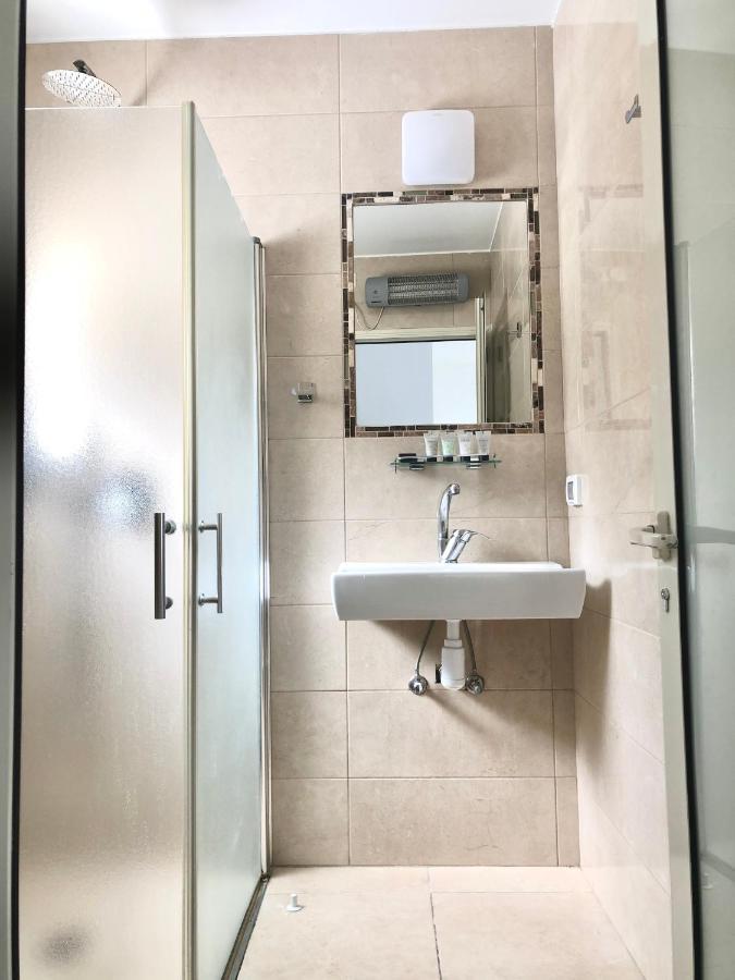 Bat Galim - Luxury Apartment By The Sea Хайфа Екстериор снимка